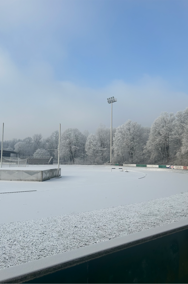 HPE übernimmt die Elektroplanung der Sportplatzbeleuchtung.